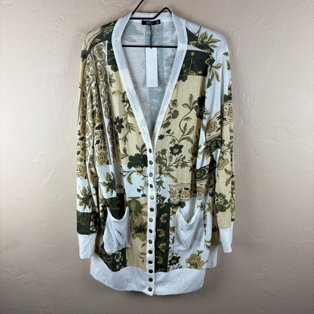 NWT Lily Floral Patchwork Cardigan - Green and Cream Pockets Snap Front Size 4XL